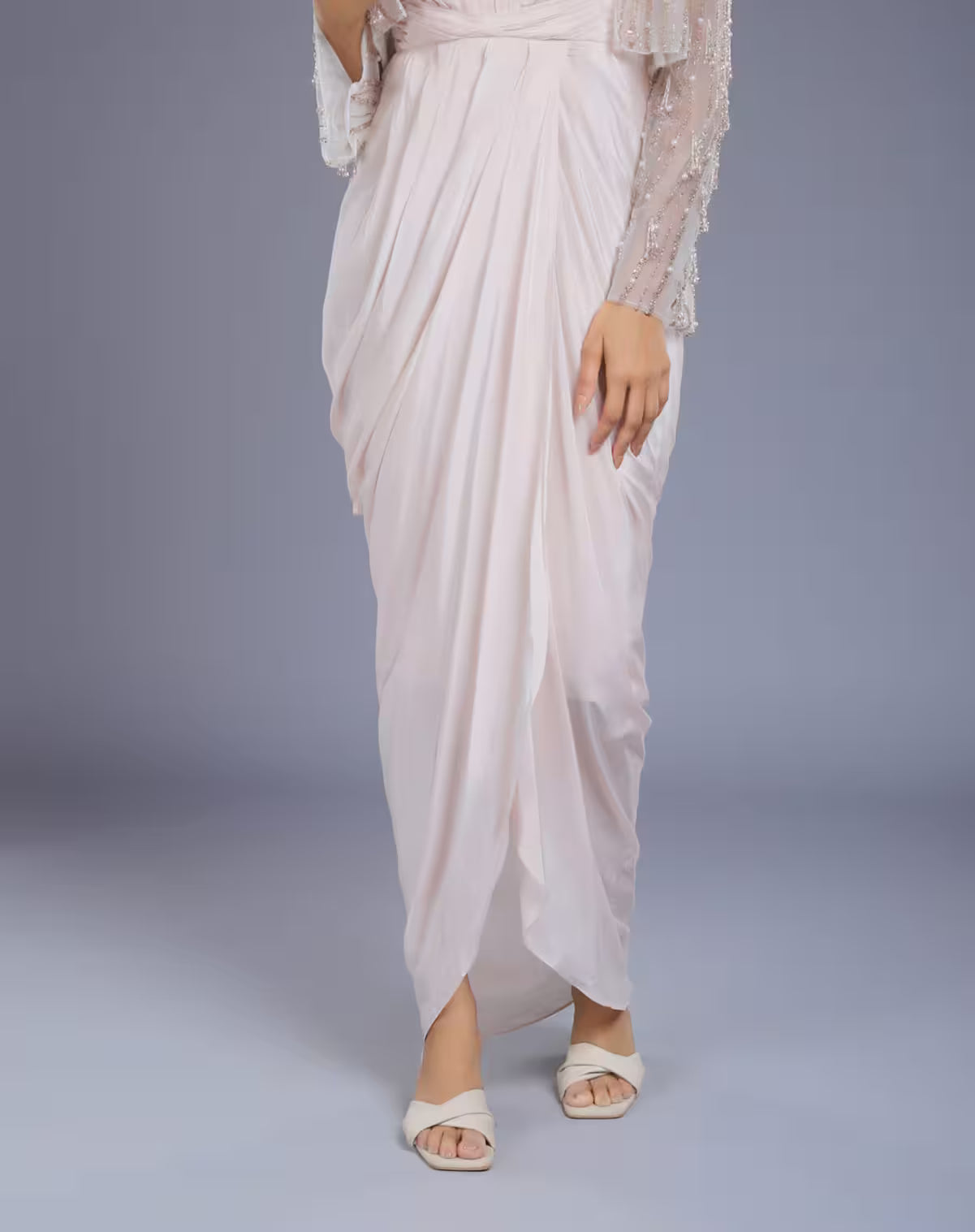 1719585584788_1_fd5bd44d-eb31-4dcd-95e1-d7a38479d118.avif