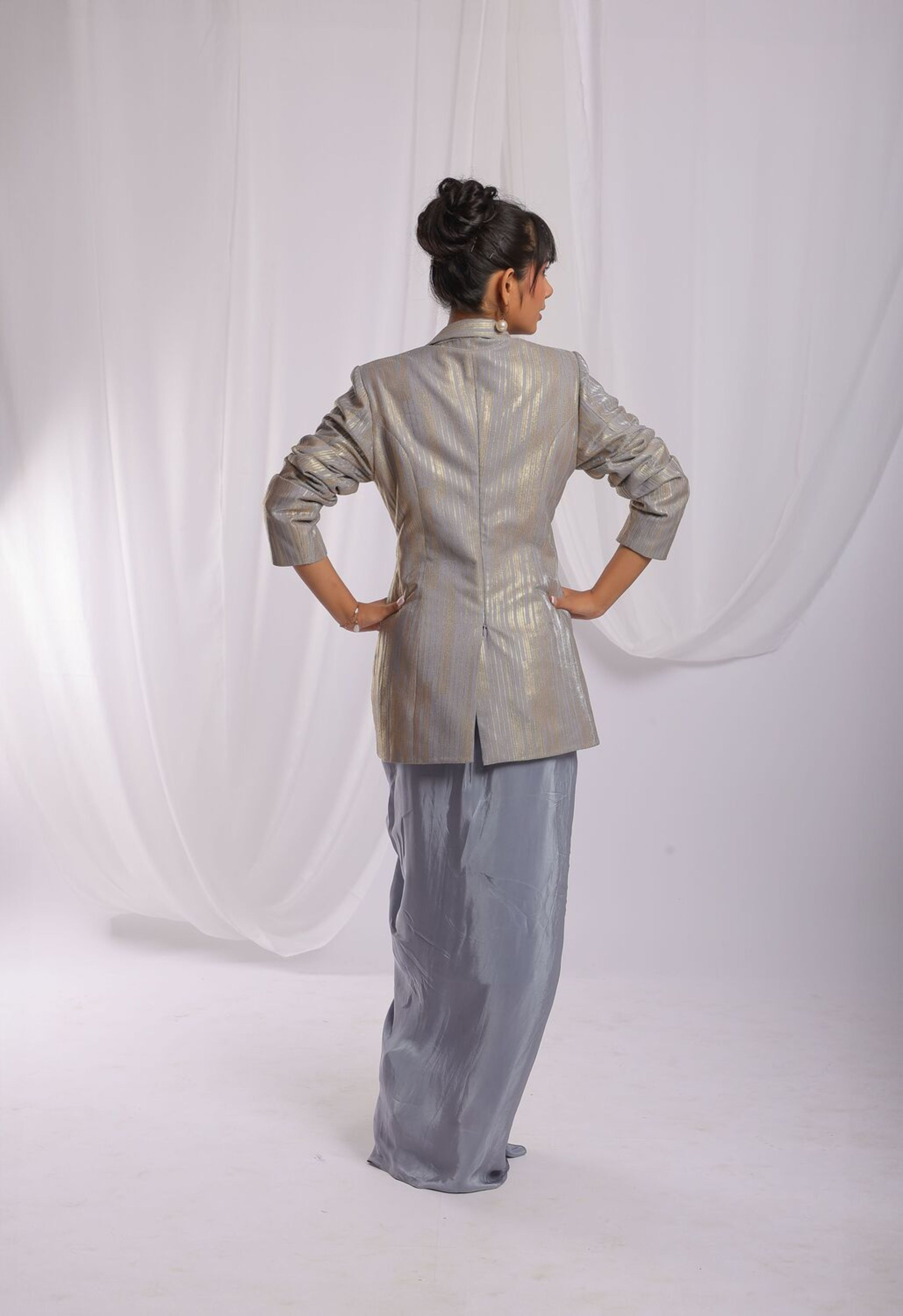 Steel Elegance Drape Enesemble