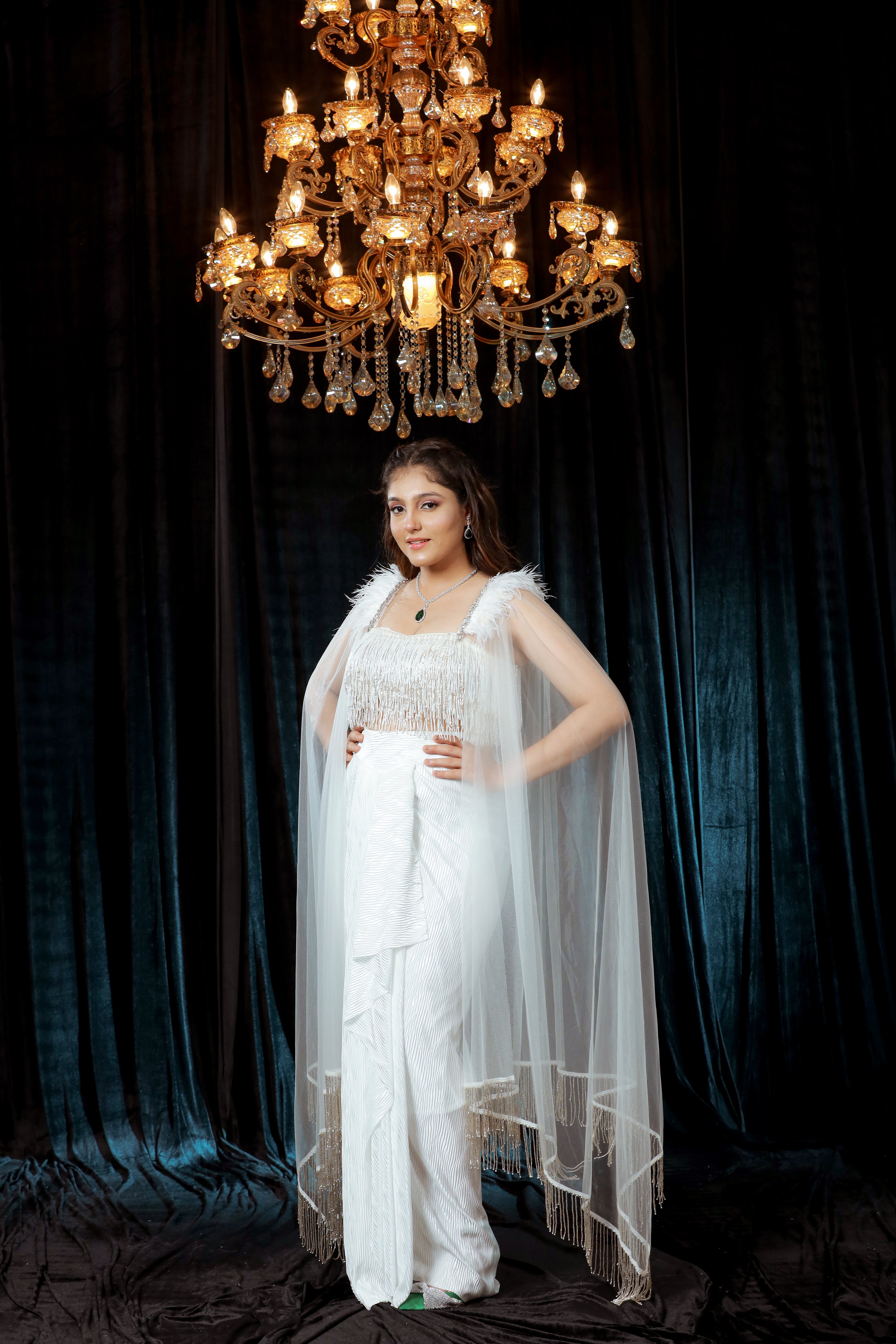 White Feathered Finesse
