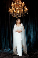 White Feathered Finesse