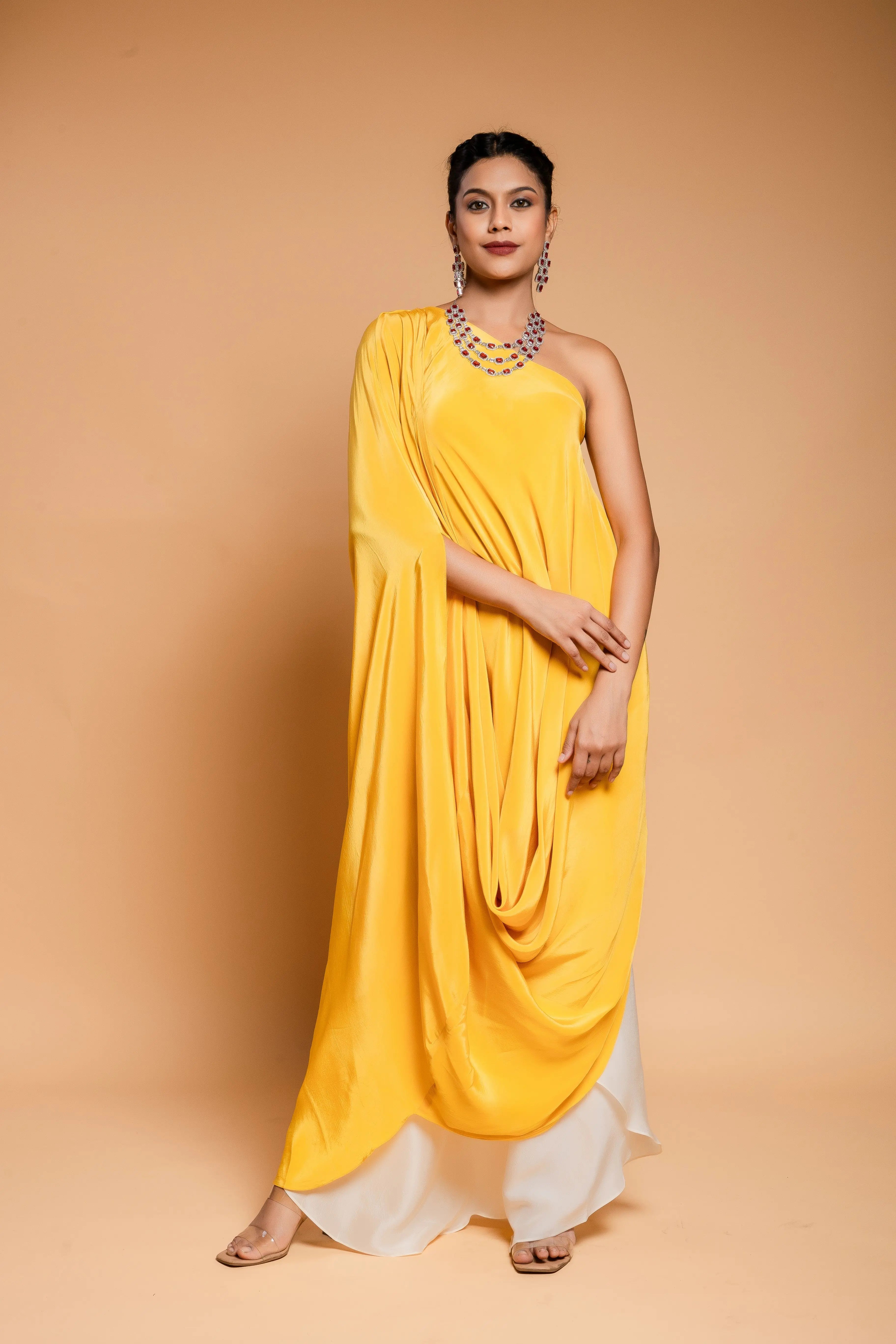 Yellow Cowl Set
